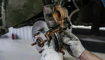 Замена тормозных колодок и дисков по суперцене