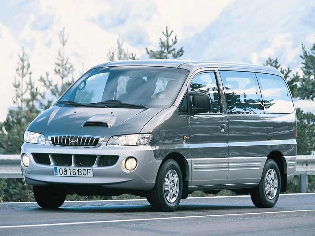 Hyundai-Starex.jpg